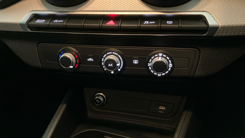 Audi Q2 30 TFSI Sport 5dr Petrol Estate